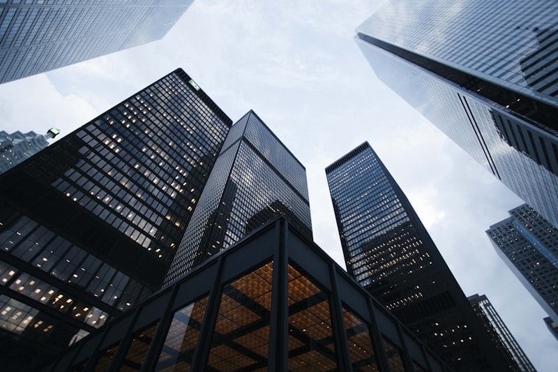 Legal & Financial Advisory
