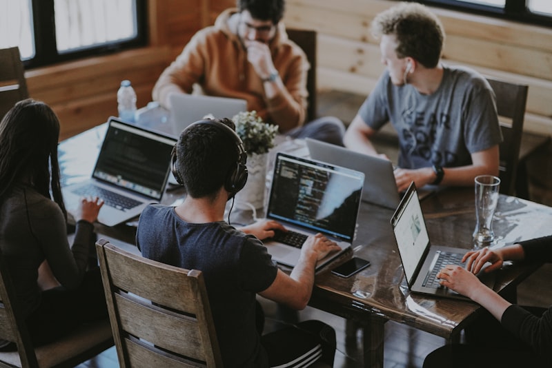 Enterprise SaaS & Tech